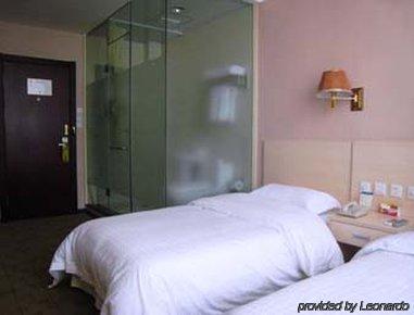 Super 8 Hotel Changchun Renmin Da Jie Room photo